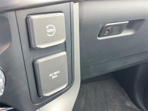 Used 2024 Ford F150 Lariat w/ Equipment Group 502A High image 35