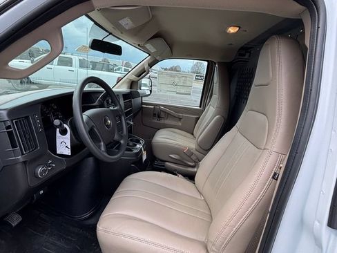 New 2026 Chevrolet Express 2500 RWD image 19