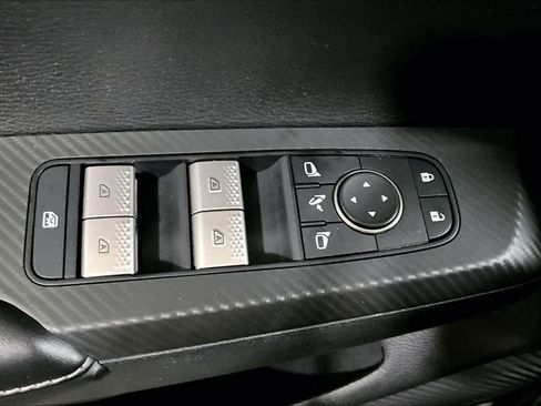 Used 2022 Mitsubishi Outlander SEL image 35