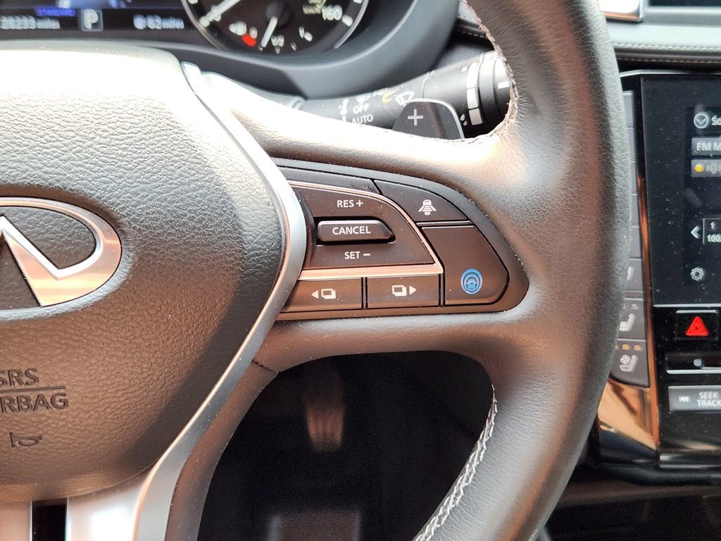 Used 2025 INFINITI QX55 Essential AWD/4WD image 19