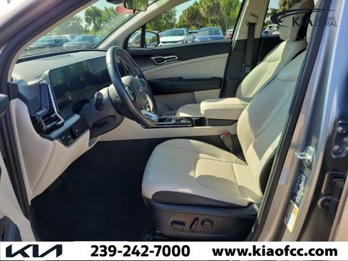 Certified 2024 Kia Sportage EX FWD image 19