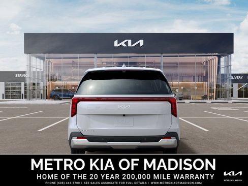 New 2026 Kia Carnival LX FWD image 5