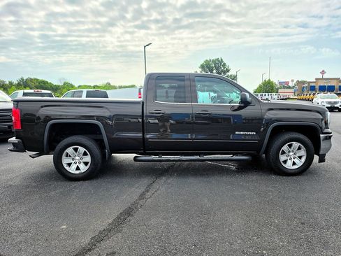 Used 2018 GMC Sierra 1500 SLE w/ SLE Value Package RWD image 10