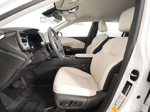 Used 2024 Lexus RX 350h AWD/4WD image 9