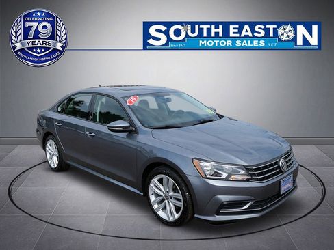 Used 2019 Volkswagen Passat 2.0T Wolfsburg w/ Wheels & Sunroof Package image 2