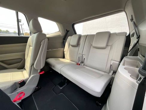 Certified 2023 Volkswagen Atlas SE AWD/4WD image 15