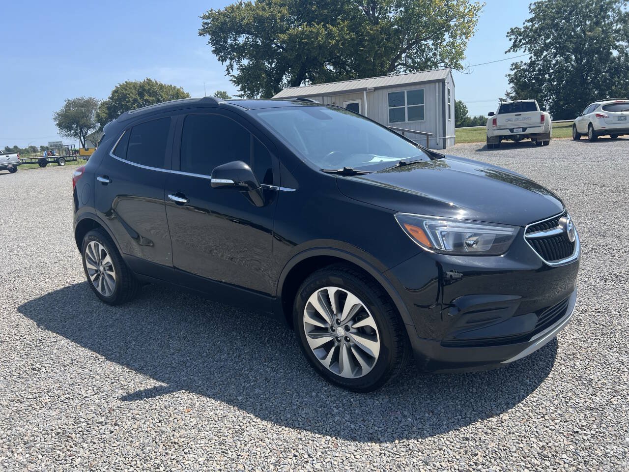 Used 2019 Buick Encore Preferred FWD image 1