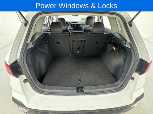 Used 2023 Volkswagen Taos SE AWD/4WD image 14