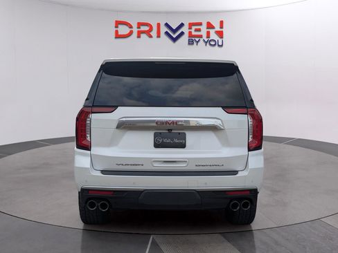 Used 2022 GMC Yukon Denali AWD/4WD image 4