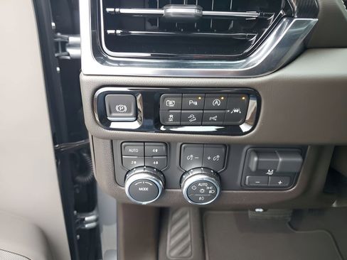 New 2026 GMC Yukon Elevation w/ Elevation Premium Package image 34