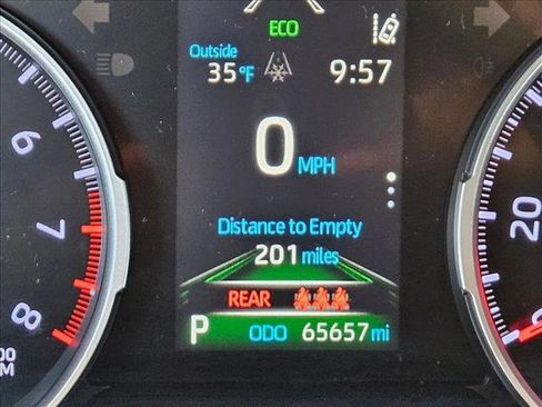 Used 2019 Toyota RAV4 LE image 15