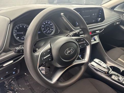 Used 2023 Hyundai Sonata SE image 13