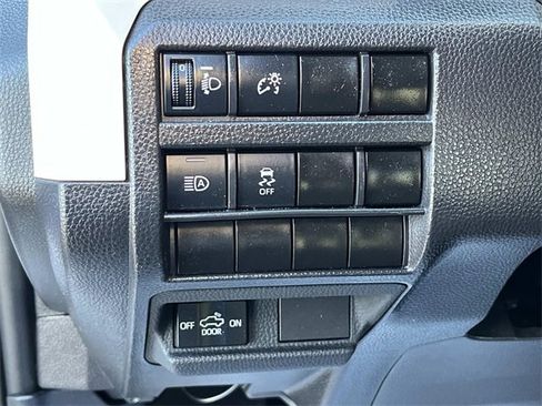 Used 2024 Toyota Tacoma TRD Off-Road image 31