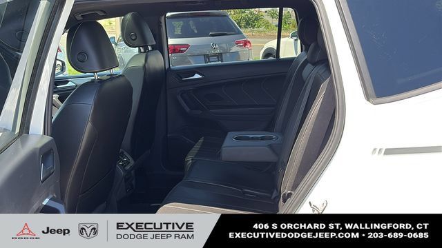 Used 2023 Volkswagen Tiguan SE R-Line AWD/4WD image 22