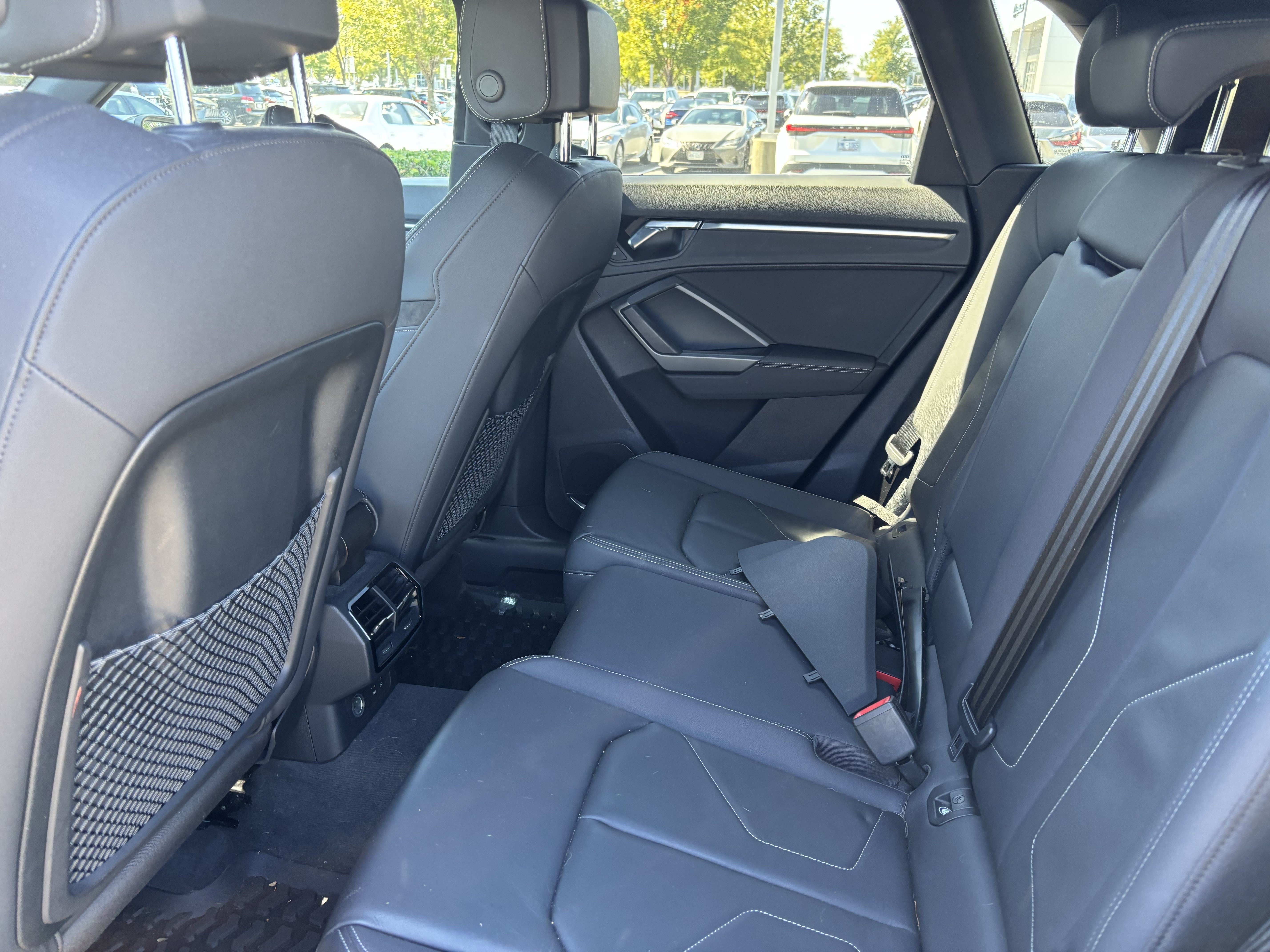 Used 2020 Audi Q3 2.0T Premium Plus w/ Premium Plus Package AWD/4WD image 19