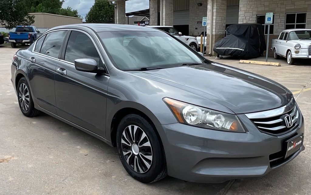 Used 2012 Honda Accord LX image 2