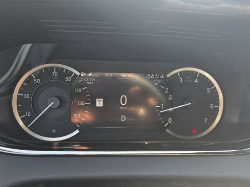 Certified 2023 Land Rover Range Rover Evoque R-Dynamic SE AWD/4WD image 17