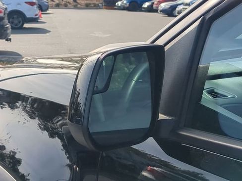 Used 2021 Chevrolet Colorado ZR2 w/ ZR2 Midnight Special Edition image 18