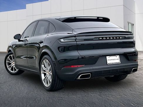 Certified 2024 Porsche Cayenne Coupe AWD/4WD image 3