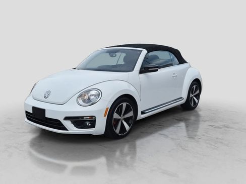 Used 2013 Volkswagen Beetle 2.0T FWD image 4