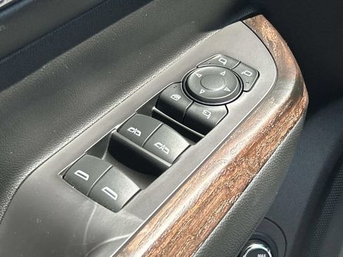Certified 2020 GMC Acadia Denali w/ Technology Package AWD/4WD image 30