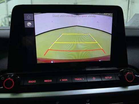 Used 2023 Kia Forte LXS w/ LXS Technology Package image 22