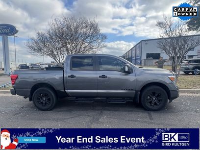 Used 2024 Nissan Titan SV w/ SV Convenience Package