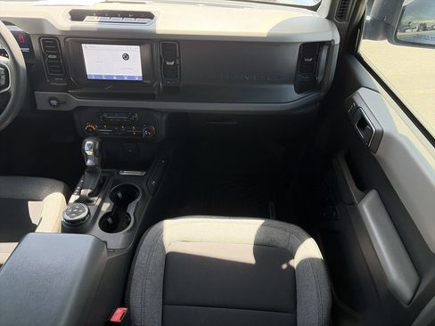 Used 2021 Ford Bronco 4-Door w/ Sasquatch Package AWD/4WD image 17