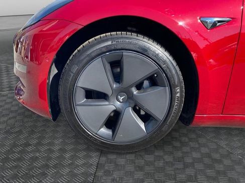 Used 2018 Tesla Model 3 Mid Range image 32
