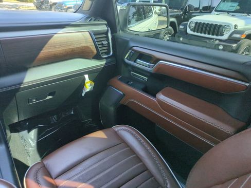 Used 2024 GMC Sierra 1500 Denali Ultimate image 18