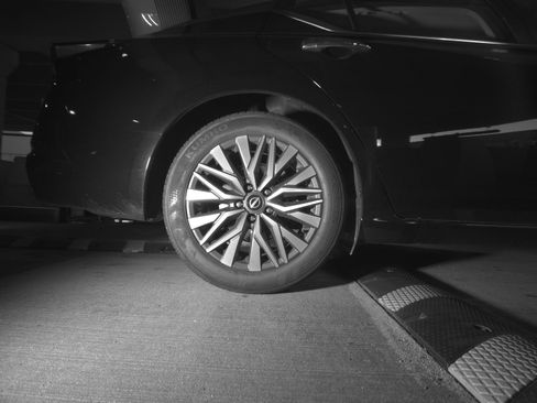 Used 2025 Nissan Altima 2.5 SV image 15