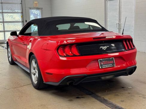 Used 2018 Ford Mustang Convertible image 7