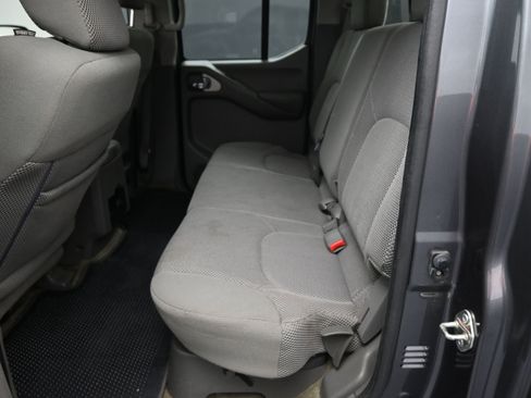 Used 2017 Nissan Frontier SV w/ SV Value Truck Package image 13