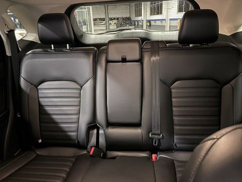 Used 2020 Ford Edge SEL w/ Convenience Package image 24