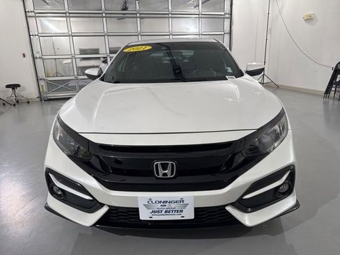 Used 2021 Honda Civic Sport image 2