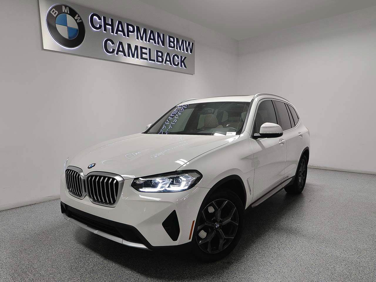 Used 2024 BMW X3 sDrive30i w/ Convenience Package RWD image 1