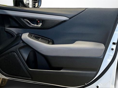 Used 2022 Subaru Outback Premium image 26