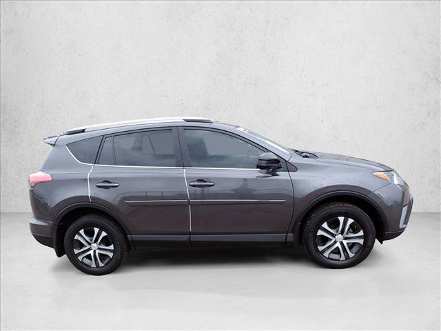 Used 2018 Toyota RAV4 LE w/ Carpet Mat Package AWD/4WD image 4