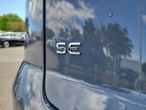 New 2026 Volkswagen Atlas Cross Sport SE AWD/4WD image 14
