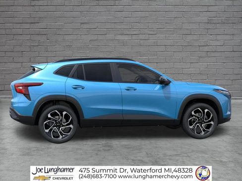 New 2026 Chevrolet Trax RS w/ Driver Confidence Package FWD image 5