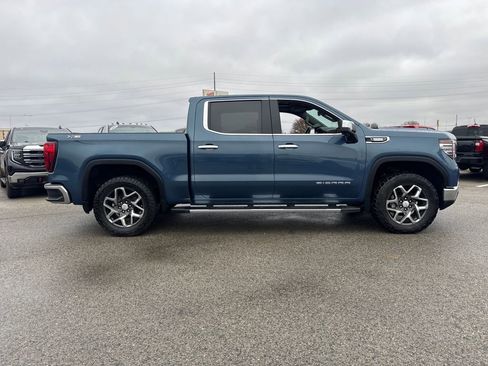 Used 2024 GMC Sierra 1500 SLT w/ SLT Premium Plus Package image 8