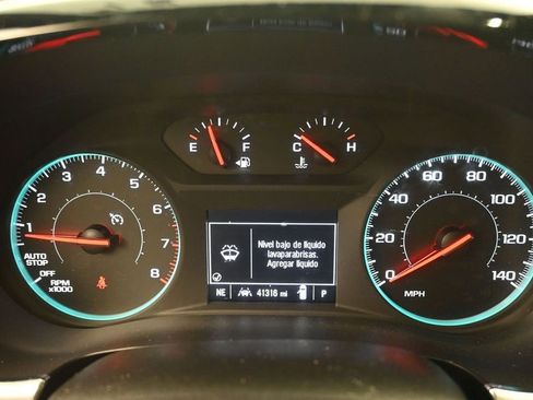 Used 2023 Chevrolet Traverse LS FWD image 11