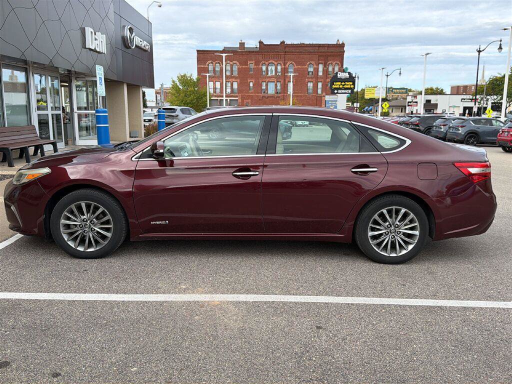 Used 2016 Toyota Avalon Limited w/ Toyota Safety Sense Package FWD image 29