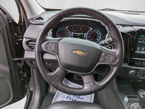 Used 2018 Chevrolet Traverse LT image 12