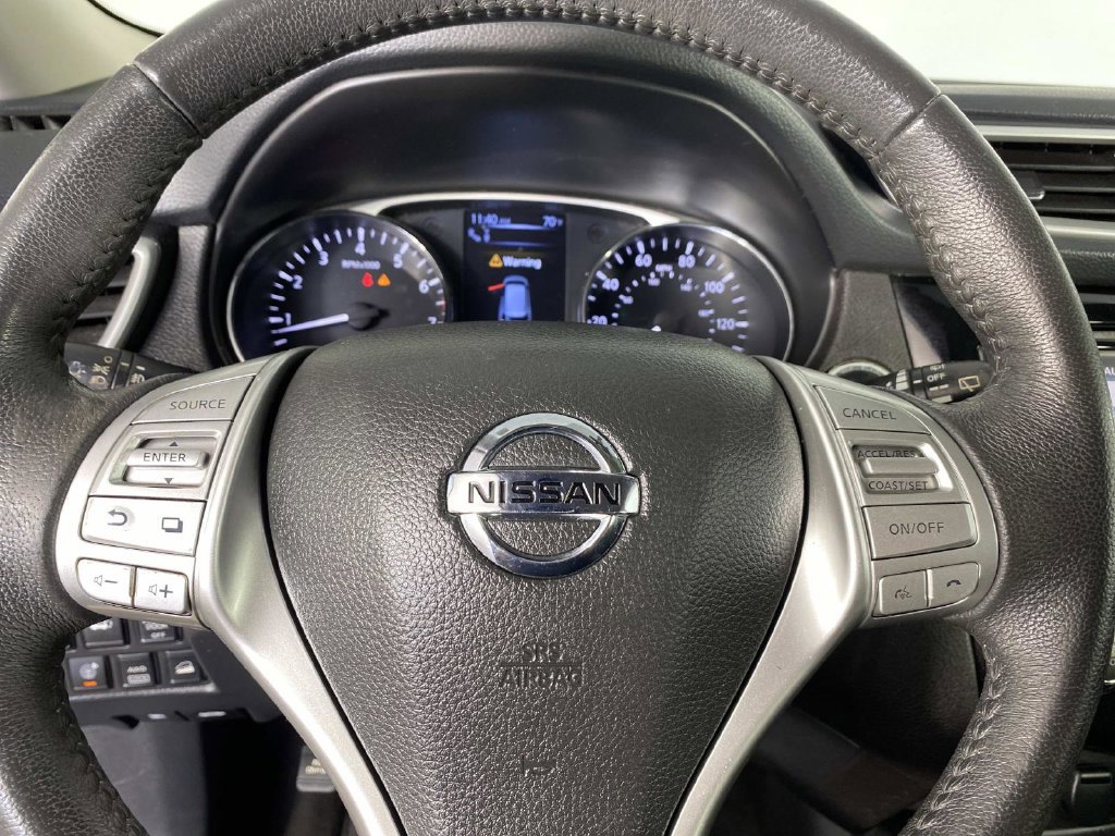 Used 2016 Nissan Rogue SL w/ SL Premium Package AWD/4WD image 13