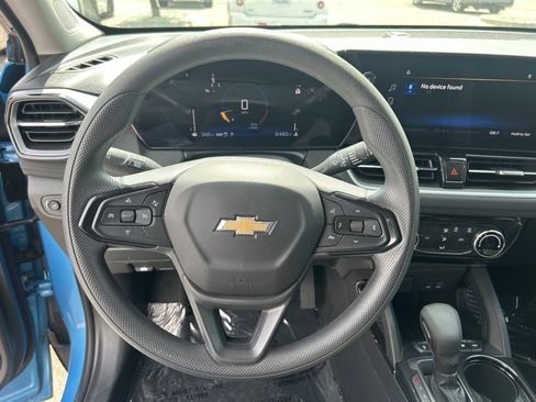 Used 2025 Chevrolet TrailBlazer LT image 17