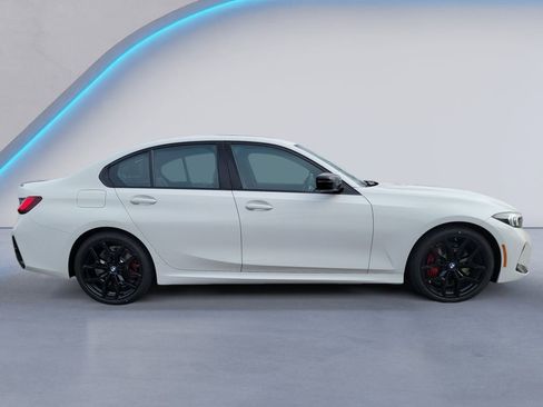 Certified 2025 BMW 330i xDrive Sedan w/ M Sport Package image 2
