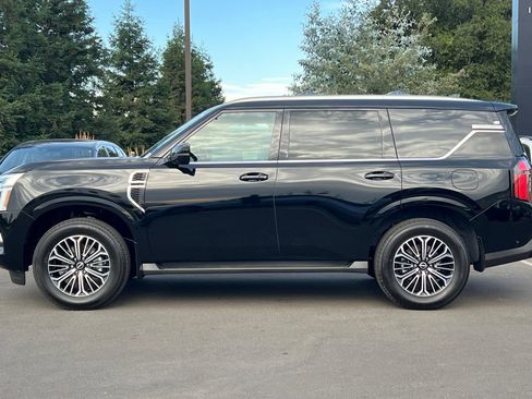 New 2026 Nissan Armada Platinum image 7