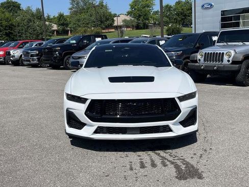 Certified 2025 Ford Mustang GT Premium RWD image 2