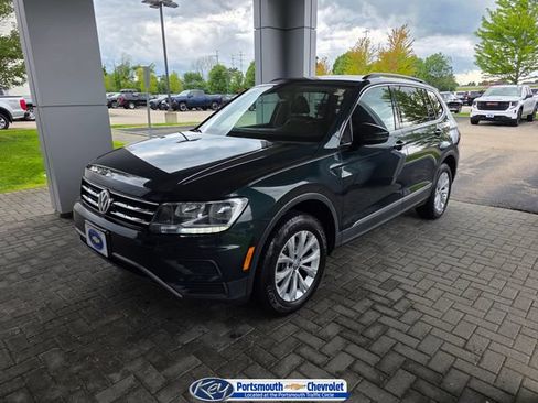 Used 2018 Volkswagen Tiguan SE AWD/4WD image 1